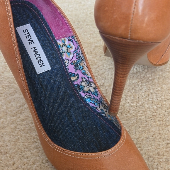 NWT! Steve Madden "Tripin' natural leather stiletto pumps! (10) - Picture 7 of 8